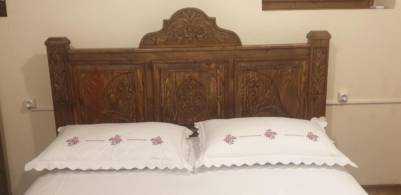 Silver Hill Guesthouse Gjirokastër Extérieur photo