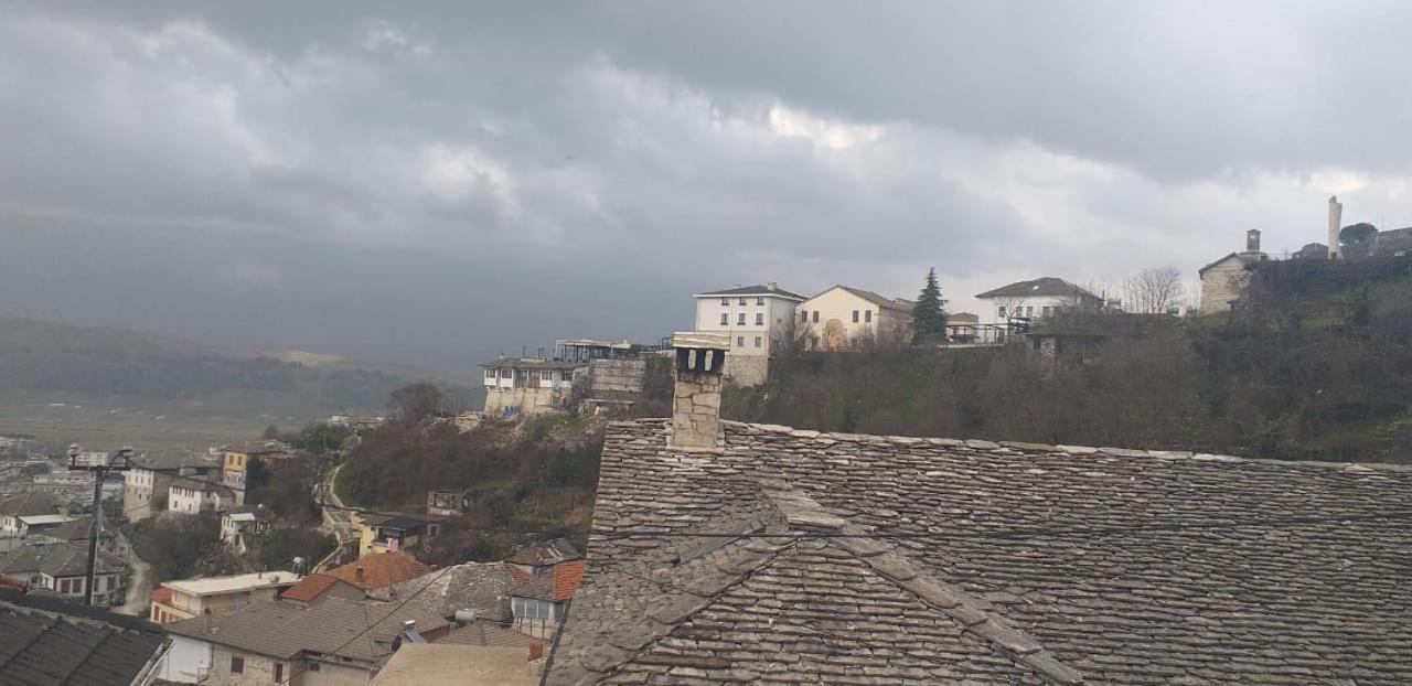 Silver Hill Guesthouse Gjirokastër Extérieur photo
