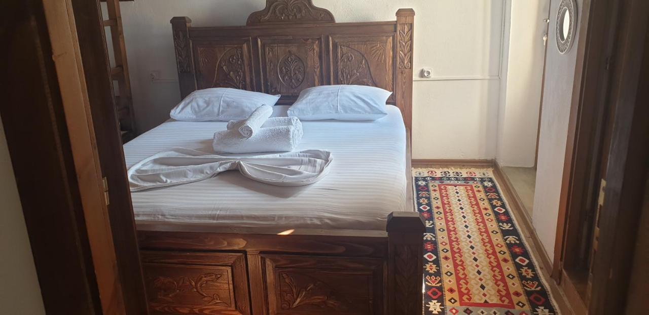Silver Hill Guesthouse Gjirokastër Extérieur photo