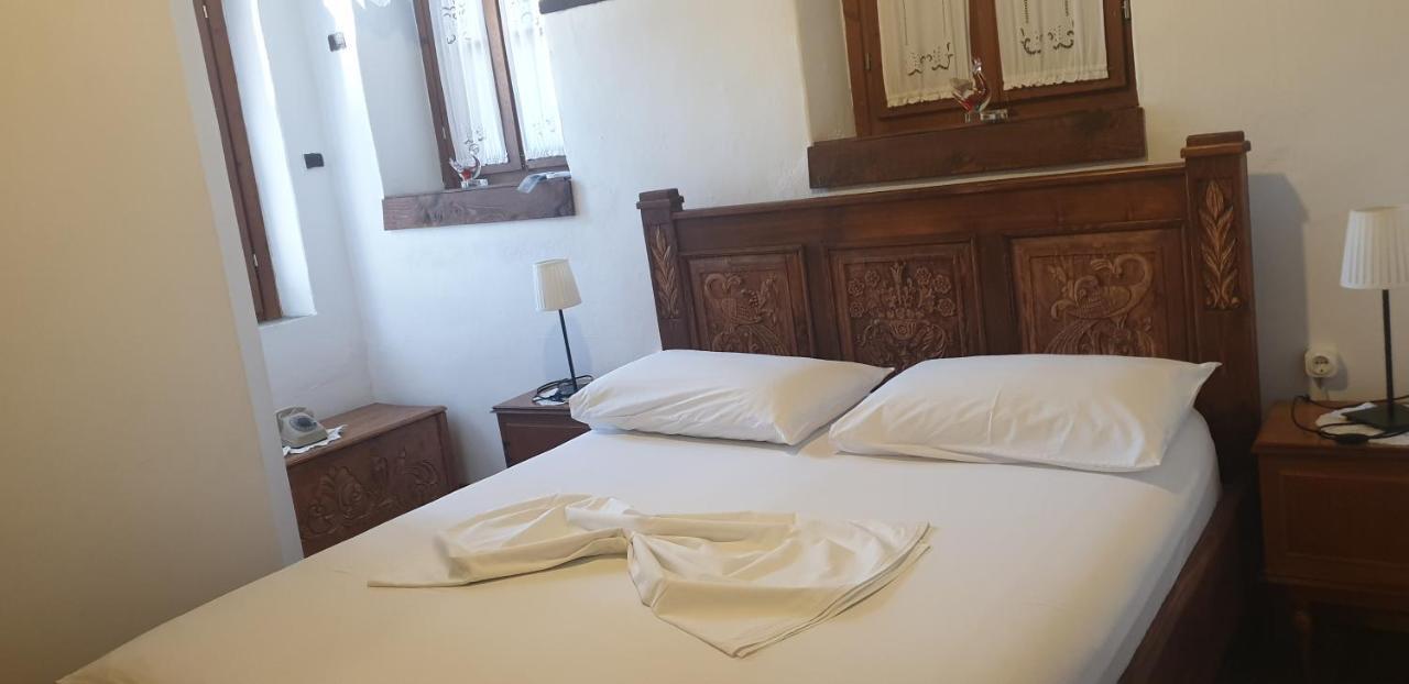 Silver Hill Guesthouse Gjirokastër Extérieur photo