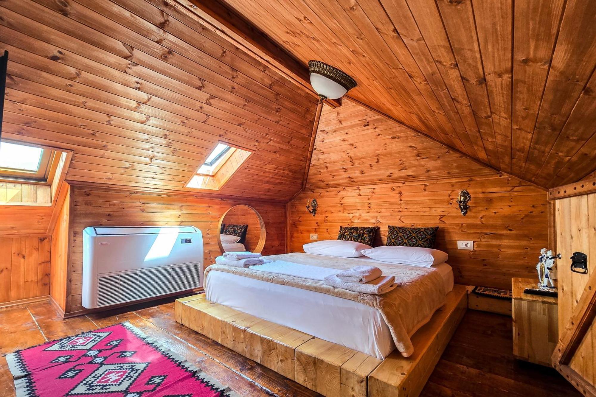 Silver Hill Guesthouse Gjirokastër Extérieur photo